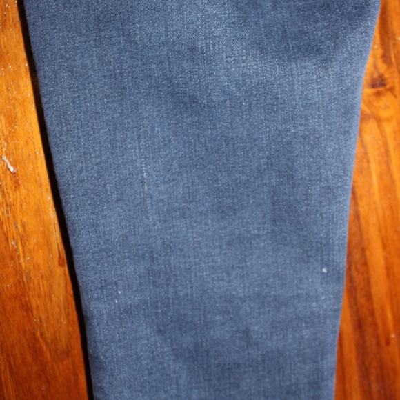 Lucky Brand Charlie Skinny Ankle Jeans - Picture 11 of 16
